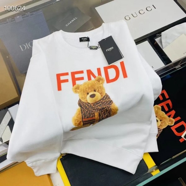 フェンディブランドプルオーバートレンド潮流 秋冬 暖かい パーカースウェットFENDI 裏起毛 カジュアル男女兼用プルオーバ 上着 大きいサイズ カップルオススメ