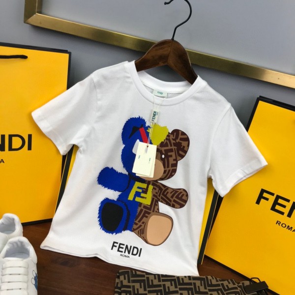 フェンディブランド子供 tシャツ 半ズボン 上下セット かわいい クマ柄 半袖 tシャツ 定番FFロゴ 半ズボン ストレッチウェストパンツ 子供服 夏カジュアル スーツ