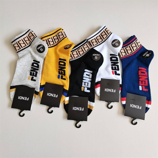 Fendi フェンディハイブランド ソックス 綿製コットン 靴下 メンズ 通気性浅口ソックス 女の子好き 韓国上質な コットン ソックス くつした