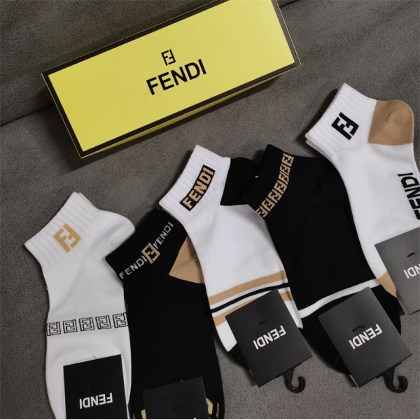 Fendi フェンディハイブランド ソックス 綿製ブランド ストッキング 大人気コットン 靴下 メンズ 通気性ブランドミドルソックス 高品質