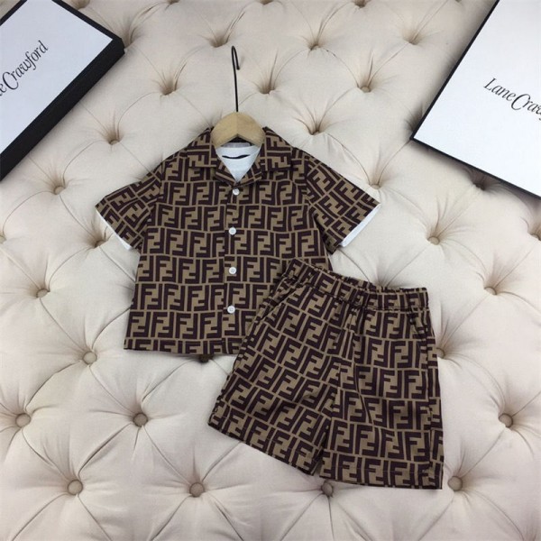 Fendi フェンディハイブランド子供パジャマ 男の子 上下セット 半袖Tシャツ+半ズボン キッズ 部屋着 FFモノグラム柄 綿 ルームウェア 夏 キャラクター 90 - 150CM