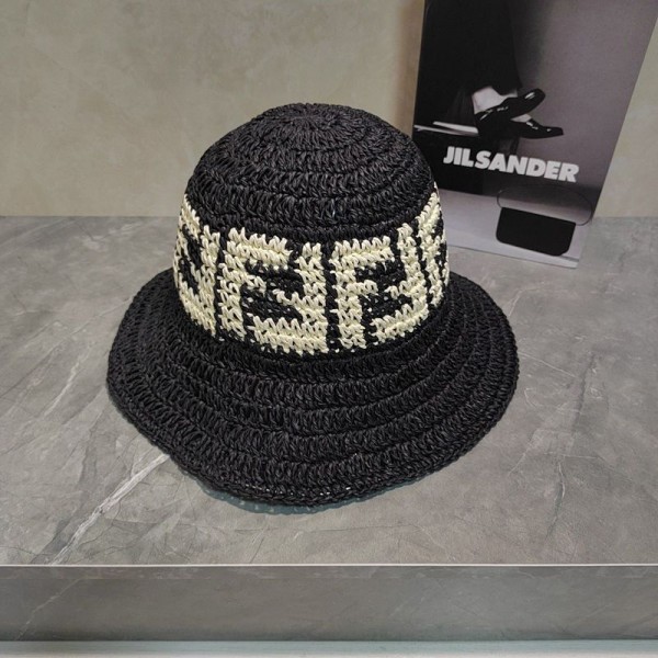 Fendi フェンディ ハイブランドハット 麦わら帽子 ストローハット ハンドメイド レインボーストライプ かぎ針編み ビーチ バケットハット フィッシュマン パナマハット 激安