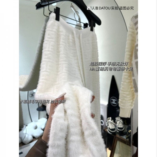 フェンディボアワイドパンツ レディース ブランドFENDI ルームウェアボトムス フリース モコモコパンツ 肌に優しい 裏起毛 極暖 あったか ぬくもり感じる 巣ごもりルームパンツ 部屋着 両面起毛 フリース