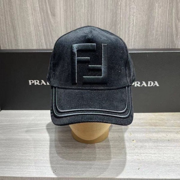 Fendi フェンディハイブランドキャップ メンズ レディース 帽子 CAP 調節可能 春 夏 秋 冬 軽量 カジュアル 流行り UVカット 日除け 紫外線対策 おしゃれ  男女兼用