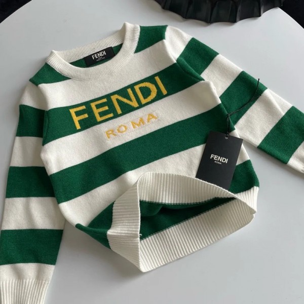 Fendi フェンディハイブランド子供服 ニットセーター 男の子 女の子 クルーネック 長袖 丸首 綿 キッズ 春秋冬 シンプル 通学 ボーイズ ガールズ 下着 インナー 防寒 100-150cm