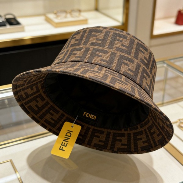 Fendi フェンディハイブランドバケットハット メンズ コットン サファリハット レディース 深め つば広 日除け ファション UVカット 帽子 春夏 日焼け防止 紫外線対策 軽量 小顔 通気速乾 男女兼用 通勤 旅行