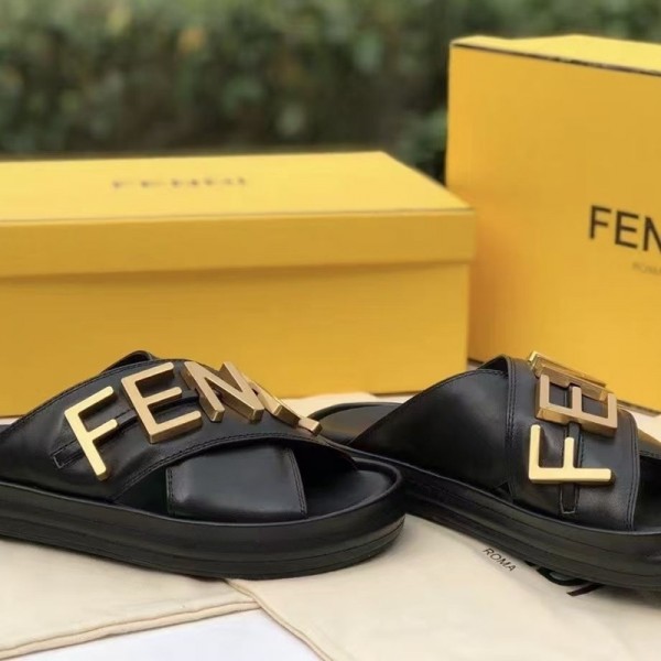 Fendi フェンディ ブランド レディース スリッパ サンダル クロス ベルト 厚底 軽量 クッション 柔らか 可愛い お洒落 シンプル お出かけ プール ベランダ 履きやすい おしゃれ 225¬270mm
