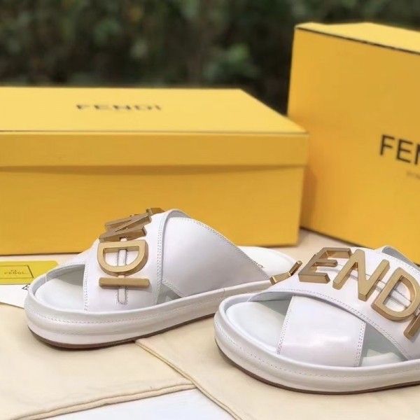 Fendi フェンディ ブランド レディース スリッパ サンダル クロス ベルト 厚底 軽量 クッション 柔らか 可愛い お洒落 シンプル お出かけ プール ベランダ 履きやすい おしゃれ 225¬270mm