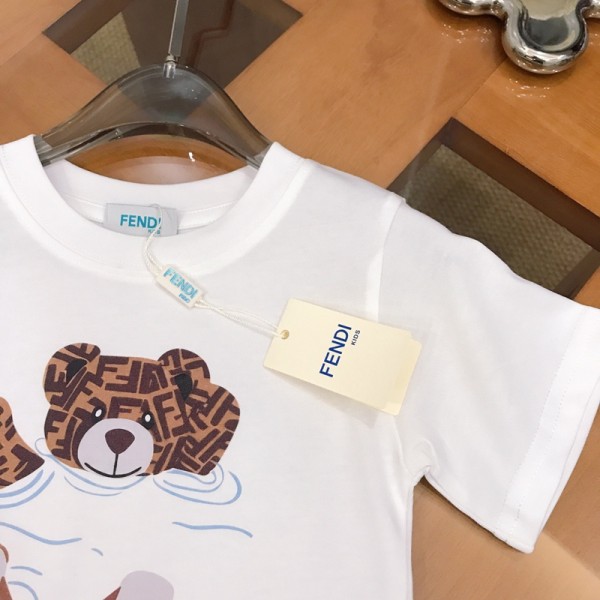 Fendi フェンディハイブランド 親子ペアルック tシャツ 親子 夏服 トップス コーデ 夏 半袖 親子 T-shirt 家族 お揃い tシャツ ママ パパ 男の子 女の子 キッズ tシャツ 子ども服 出産祝い