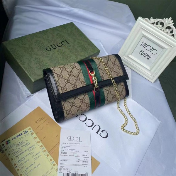 ハイブランドグッチチェーンバッグ ファッション 精緻 上品 手持ちカバン Gucci 高品質 大容量 斜め掛けバッグ ショルダーバッグ 通勤テード旅行