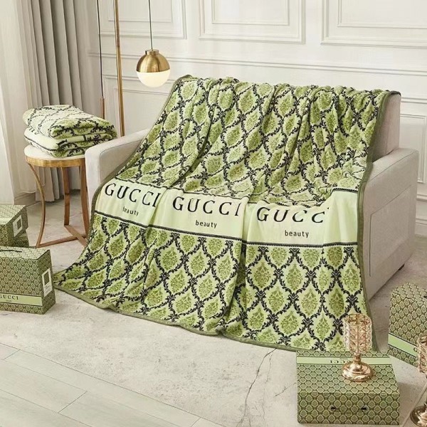 グッチ 毛布 ハイブランドGUCCI 柔らかい ソフト ブランケット高品質 グリーン 暖かい 肌掛け 毛布 フランネル ソファーカバー ブランケット 150*200cm