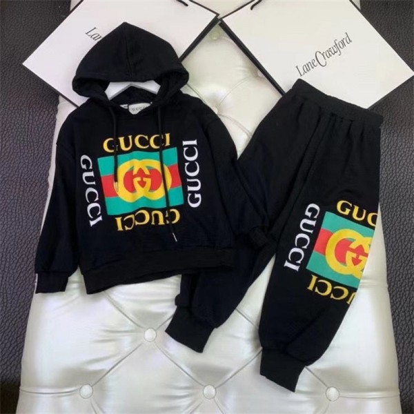 グッチ Gucci 子供服 上下セット モノグラム 黒白 帽子付き 男女通用