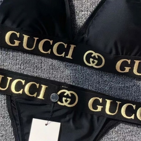 Gucciグッチ ブランド ビキニレディース向けセクシー三角ビキニおしゃれ定番プリント水着 女の子 大人 ホルターネック水着スイミング 海辺 ビーチ