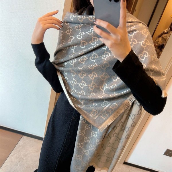 Gucci グッチハイブランド 秋冬 マフラーブランドパロディ ストール 激安春秋 スカーフ ファッション 使い心地よい男女兼用 リバーシブルマフラー 肩掛け