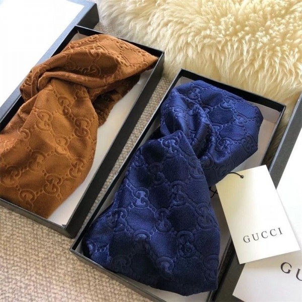 Gucci グッチハイブランドヘアアクセサリー髪飾りブランドリボンヘアゴム女性ハイブランドシュシュ存在感抜群かわいいヘアピンハイブランド