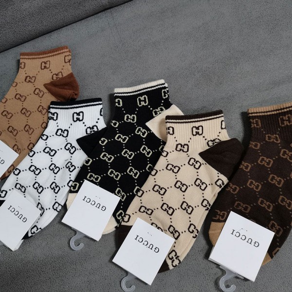 Gucci グッチハイブランド ソックス 綿製レディース向け 靴下 かわいいブランド ストッキング 大人気ブランドミドルソックス 高品質
