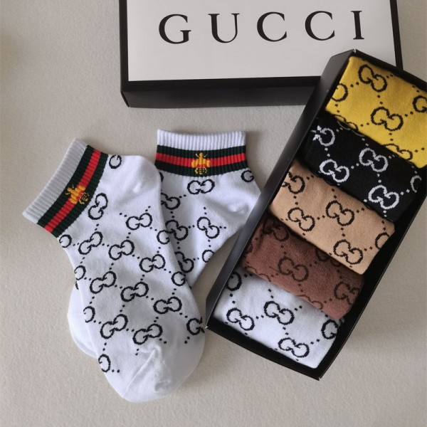 Gucci グッチハイブランド ソックス 綿製ブランド ストッキング 大人気上質な コットン ソックス くつしたブランドソックス 男女兼用 ファッション