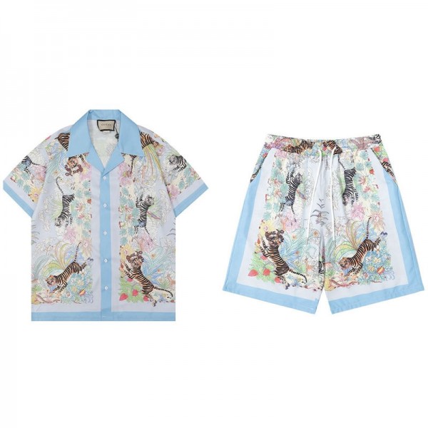 Gucci グッチハイブランドアロハシャツ スーツ 半袖シャツ 2点セット アロハシャツ+ショートパンツ  夏 上下セット S- 5XL メンズ Tシャツ セットアップ 短パン ビーチシャツ プリント ハワイシャツ カジュアル 通気性 大きいサイズ ハワイアンシャツ 立つ襟 人気 ポロシャツ 海辺 気品 色気 辛派