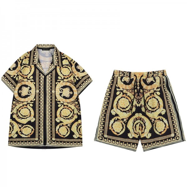 Gucci グッチハイブランドアロハシャツ スーツ 半袖シャツ 2点セット アロハシャツ+ショートパンツ  夏 上下セット S- 5XL メンズ Tシャツ セットアップ 短パン ビーチシャツ プリント ハワイシャツ カジュアル 通気性 大きいサイズ ハワイアンシャツ 立つ襟 人気 ポロシャツ 海辺 気品 色気 辛派