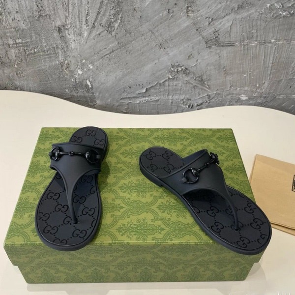 Gucci グッチハイブランド サンダル レディース ビーチサンダル 痛くない 流行り ビーサン 軽量 カジュアル シンプルでお洒落 室内/室外履き 230¬255cm