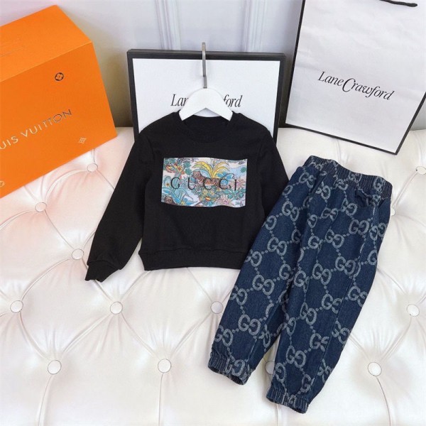 Gucci グッチブランド子供服 春秋 男の子 ジャージ セットアップ 裏起毛 スウェット上下セット 100 - 160cm ボーイズ 2点セット スポーツウェア カジュアル パーカー+デニムパンツ 通園 通学 ダンス衣装 運動着 ジュニア服