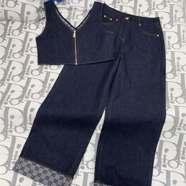 Gucci グッチハイブランドレディース セットアップ 秋 上下セット デニムジャケット タンクトップ ワイドパンツ 3点セットアップ S - XL ジャンパー ロングパンツ かわいい おしゃれ 秋服 カジュアル パーカー ジャージ Gucci グッチハイブランドレディース セットアップ 秋 上下セット デニムジャケット タンクトップ ワイドパンツ 3点セットアップ S - XL ジャンパー ロングパンツ かわいい おしゃれ 秋服 カジュアル パーカー ジャージ