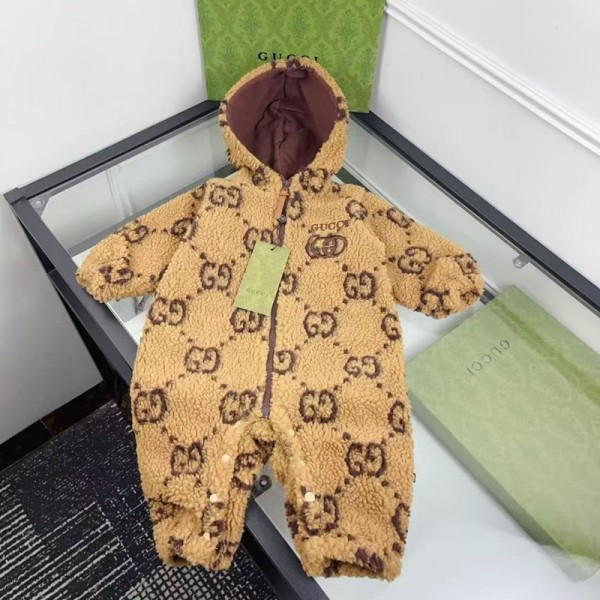 Gucci グッチハイブランド ベビー服 ロンパース カバーオール フリース キュート 長袖ジャンプスーツ 73-100cm フード付き かわいい 厚手 秋冬防寒着 赤ちゃん 着ぐるみ 可愛い 新生児 肌着 プレゼント