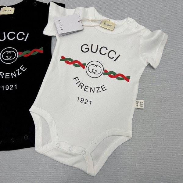 グッチGucci ブランドベビー服 夏 女の子 男の子 子供ロンパース 半袖 前開き ボディースーツ カバーオール 新生児 肌着 可愛いプリント柄 涼感 出産祝い 59 66 73 80 90 