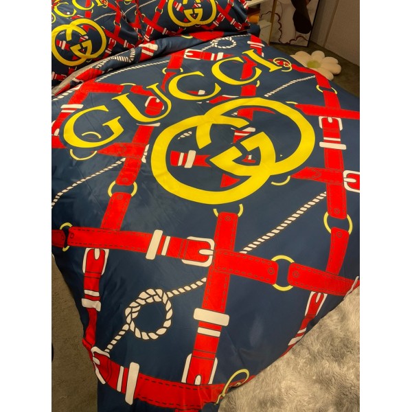Gucci グッチブランド春夏寝具 4点セット シーツ/ボックスシーツ 選べる GUCCI ロゴ ベッドカバー 掛け布団カバー 枕カバー ベッドリネン クイーンサイズ キングサイズ 涼しい 肌触り良い おしゃれ