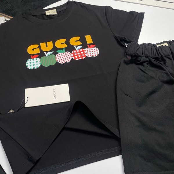 Gucci グッチブランド子供服 男の子 セットアップ 夏服 半袖 Tシャツ ハーフパンツ 90-160cm 上下セット 子供 ジャージ 上下セット 男の子 カジュアル 韓国 お洒落 男の子 半袖スウェット セットアップ キッズ