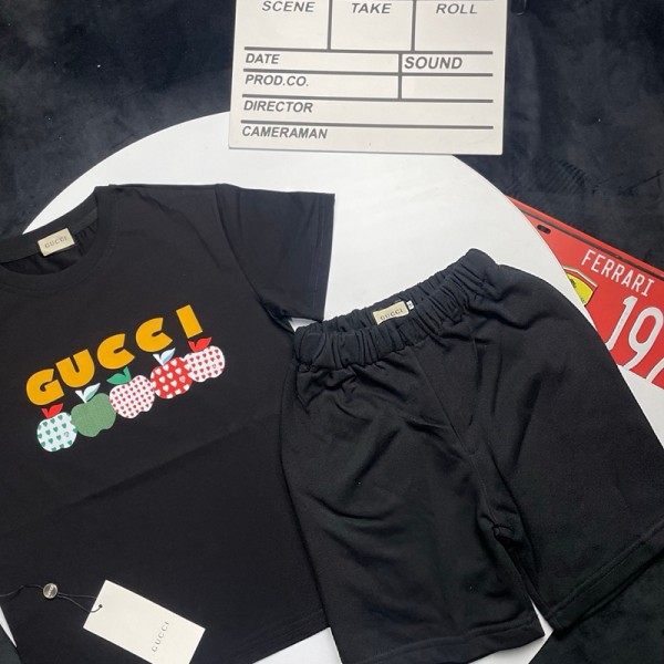 Gucci グッチブランド子供服 男の子 セットアップ 夏服 半袖 Tシャツ ハーフパンツ 90-160cm 上下セット 子供 ジャージ 上下セット 男の子 カジュアル 韓国 お洒落 男の子 半袖スウェット セットアップ キッズ