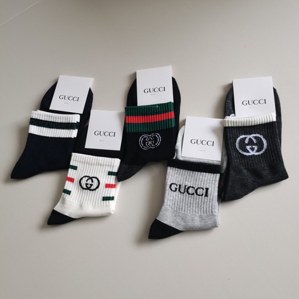 Gucci グッチハイブランド ハイソックス 綿製ブランド 靴下 大人気ブランドミドルソックス 高品質ブランドソックス 男女兼用 ファッション