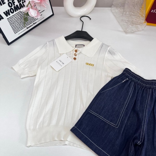 ブランドグッチ子供服 男の子 ベビー服 Gucci ニット半袖シャツ デニムパンツ 上下2点セット 春夏 半袖Ｔシャツ 男児 ストレッチ 夏服 セットアップ 半袖 90¬150cm ハーフパンツ 短パンショーツ キッズ 半ズボン 子供 ジャージ