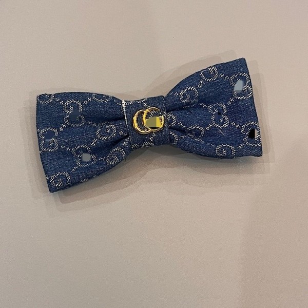 Gucci グッチブランドヘアシュシュ レディース デニムリボンバレッタ ブランドかわいい 蝶結びクリップ 髪アレンジ かわいいヘアピン ハイブランド