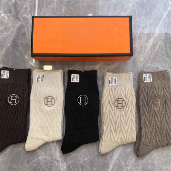 Hermes エルメスレディース向け 靴下 かわいいコットン 靴下 メンズ 通気性浅口ソックス 女の子好き 韓国上質な コットン ソックス くつした