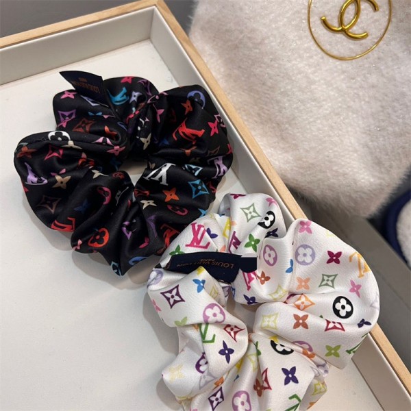 Lv ルイヴィトンブランドヘアバンドレディースヘアゴムャブランドかわいいハイブランドシュシュ存在感抜群ブランドバナナクリップ髪アレンジ