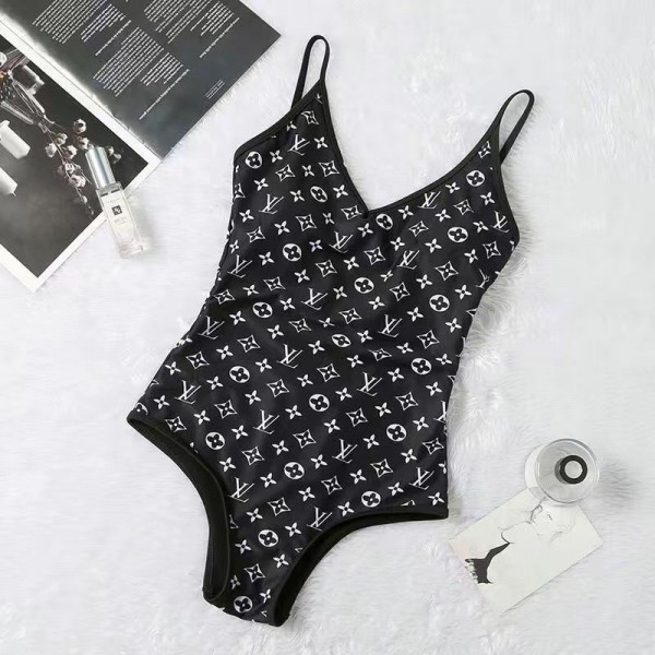Lv ルイヴィトン女性 お洒落 ヨガ水着ブランド体型カバー水着  オトナ女子 人気ワンピース フリルビキニ 激安ビーチウェアママ 水着 体型カバー セクシーS - XL