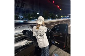 ルイヴィトン半袖Tシャツ シャネルデニム短パン プラダカチューシャ 激安