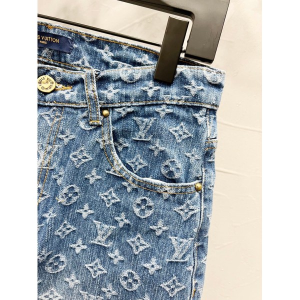 ルイヴィトンズボン メンズ 人気 ハイブランドLVデニムパンツ ウォッシュ加工 テンセル/デニム ジャガードパンツ カジュアル レギュラーストレート 秋服 ボトム 28¬34 ゆったり ストレッチ ずぼん リラックス トラウザーズ 大人 おしゃれ ヴィンテージ 秋 冬 春