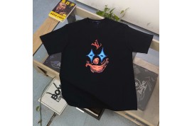 ブランドルイヴィトン上質Ｔシャツ モンクレールキッズボアジャケット 激安