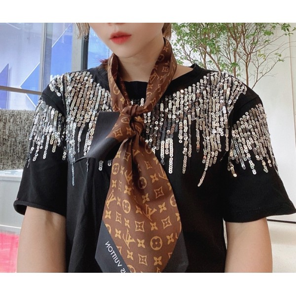 Lv ルイヴィトンハイブランド 春夏スカーフ レディース シルク風 長方形 バンダナ ネッカチーフ カジュアル 通勤 オフィス 万能 春夏秋 バッグ飾り 髪飾り サテン生地