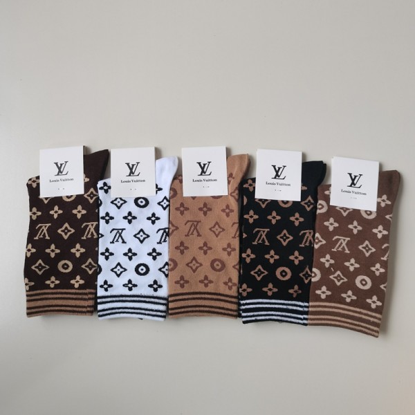 Lv ルイヴィトンハイブランド ソックス 綿製コットン 靴下 メンズ 通気性浅口ソックス 女の子好き 韓国上質な コットン ソックス くつした
