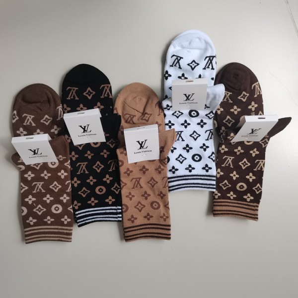 Lv ルイヴィトンハイブランド ソックス 綿製コットン 靴下 メンズ 通気性浅口ソックス 女の子好き 韓国上質な コットン ソックス くつした