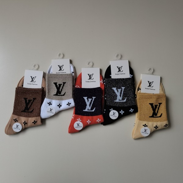Lv ルイヴィトンブランドハイソックス 大人気ブランドミドルソックス 高品質上質な コットン ソックス くつしたブランドソックス 男女兼用 ファッション