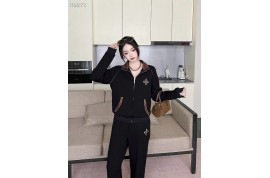 必見！ルイヴィトンパーカー・Dior 半袖 T シャツ・シャネルカチューシャ