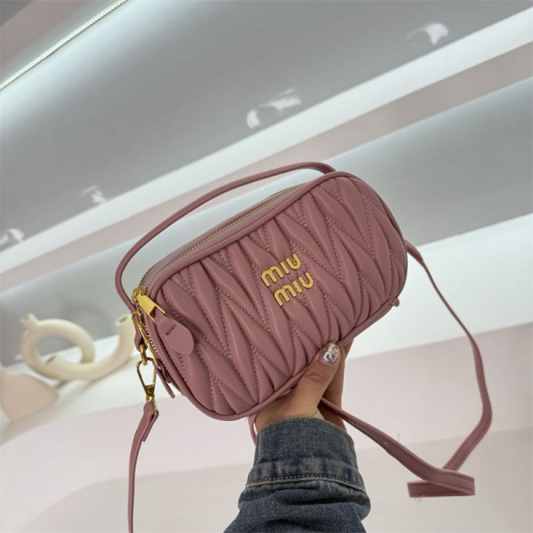MiuMiuハイブランドミニバッグ ブランドミュウミュウショルダーバッグ女性ブランド手持ちバッグブランド2WAY バッグ かわいい 小さい