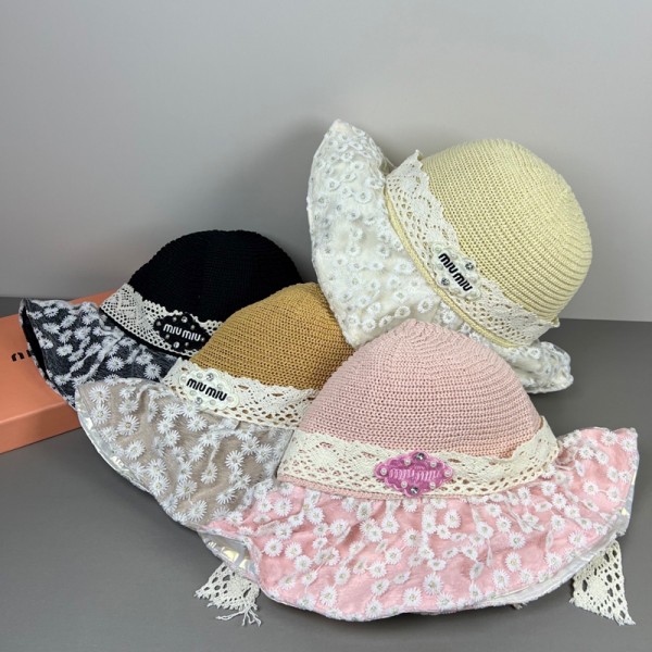 ミュウミュウ MiuMiuハイブランド麦わら帽子 つば広 レディース 麦わら ハット 夏 可愛い花柄レースリボン 小顔効果 爽やか天然素材 通気性 涼しい 女性 ストローハット