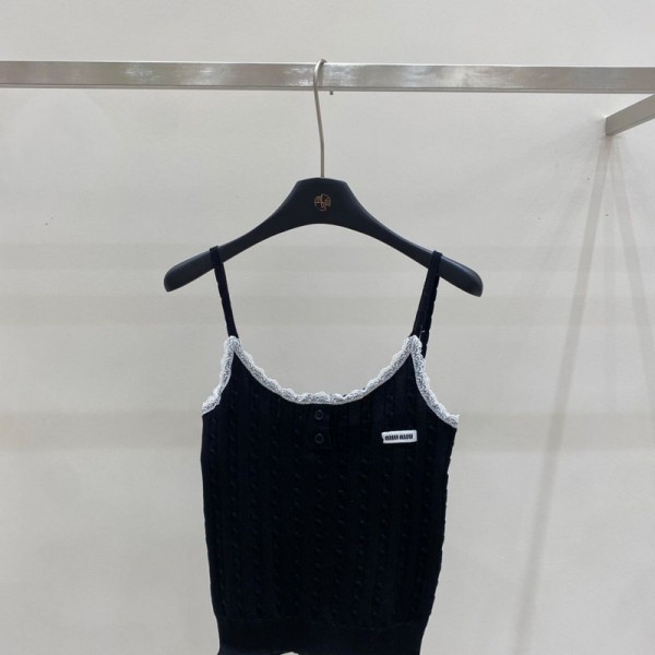 ミュウミュウ MiuMiuハイブランドリブ キャミソール レース カップなし Vネック S-XL キャミソール 伸縮性 インナー レディース トップス 透けない おしゃれ 黒 白 大きいサイズ インナーキャミ セクター キャミ ストレッチ
