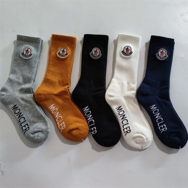 Moncler モンクレールレディース向け 靴下 かわいいブランド ストッキング 大人気ブランドミドルソックス 高品質浅口ソックス 女の子好き 韓国