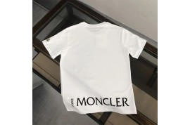 モンクレール男女兼用Ｔシャツ シャネルバケットハット グッチラグカーペット